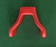 Червена капачка за релса за велосипед.